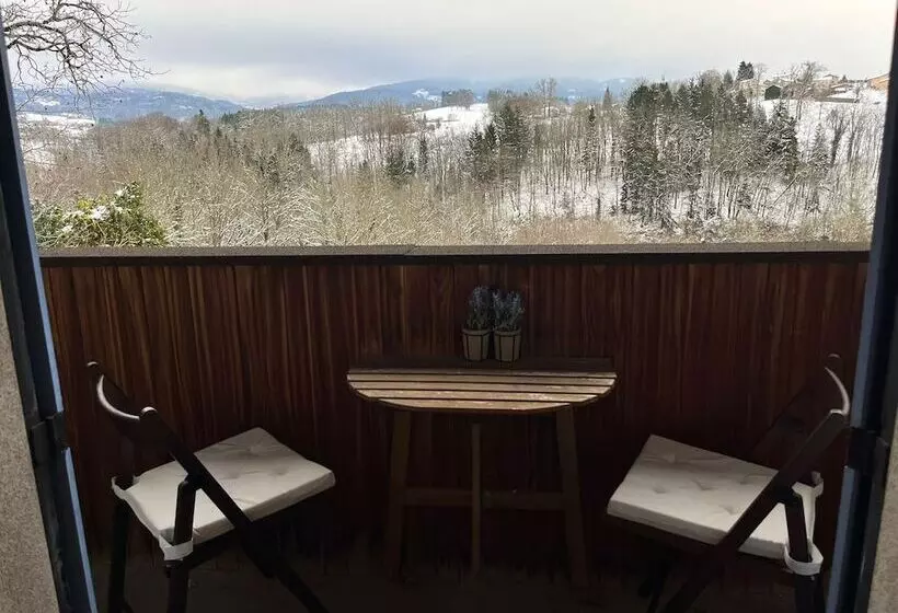 ペンション La Maison Du Chevalier