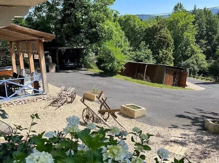 ペンション La Maison Du Chevalier