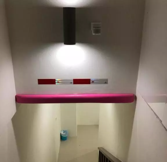 ペンション Sleepwell@naiyang