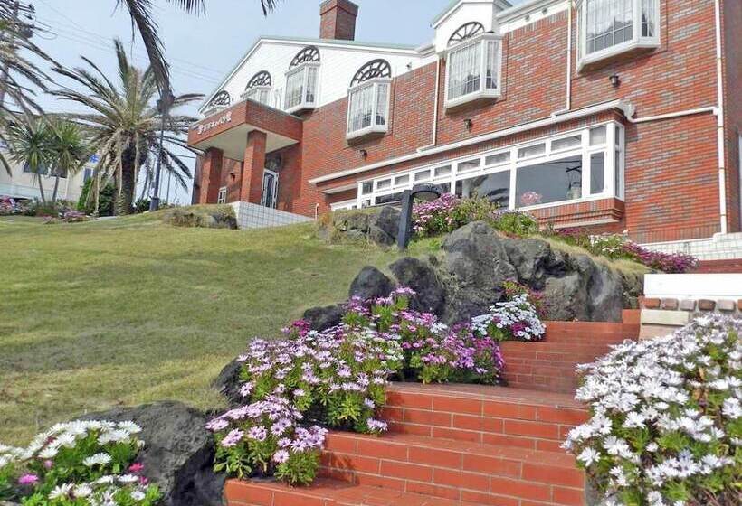 Pension A Million Roses