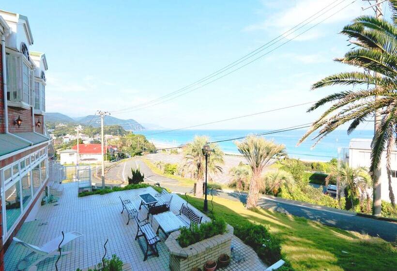 Pension A Million Roses