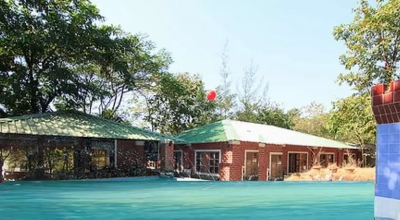 Lomakeskus Nature Trails Dabhosa, Jawhar