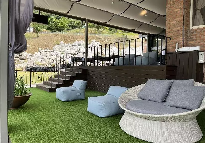 Lomakeskus Nine Valley Park