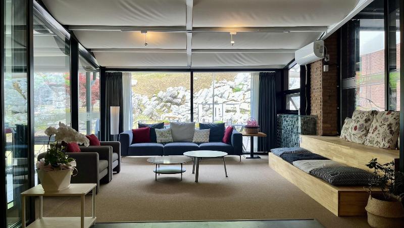 אתר נופש Nine Valley Park