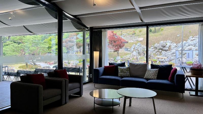 אתר נופש Nine Valley Park