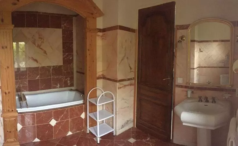 ベッドアンドブレックファースト Domaine Des Monges  Chambres D Hotes