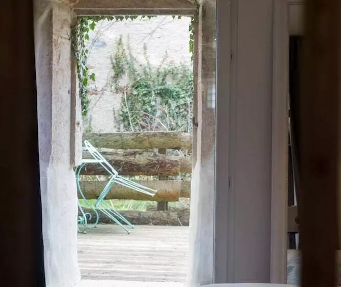 ベッドアンドブレックファースト Gite De Pierre Et De Lumière