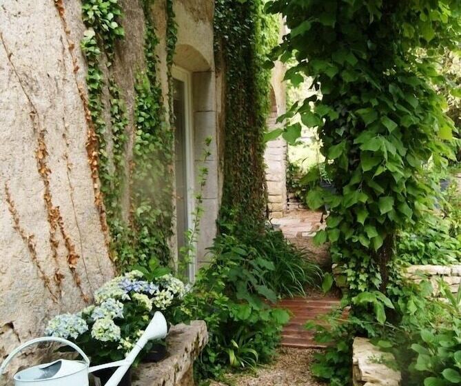 ベッドアンドブレックファースト Gite De Pierre Et De Lumière