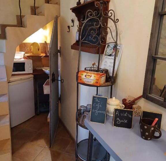 مبيت وإفطار La Chaussee D Olivet En Mayenne