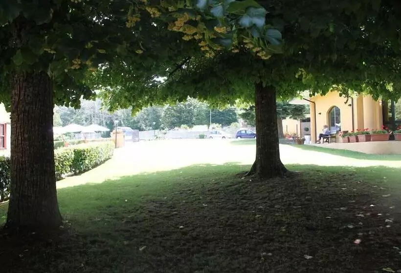 Hostelli La Giurranda Country Residence