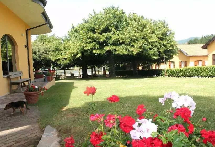 Hostelli La Giurranda Country Residence