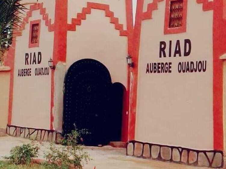 هتل Auberge Ouadjou