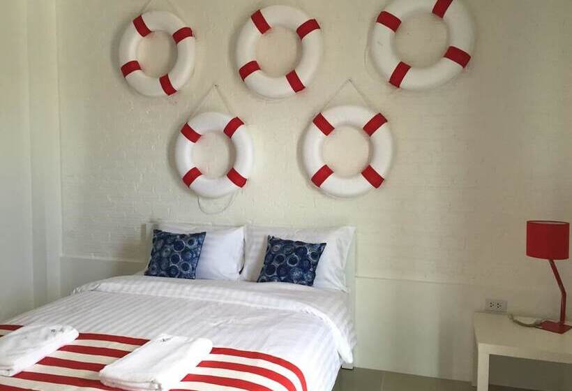 בית מלון כפרי Baan Charnchol Resort Mahasarakham