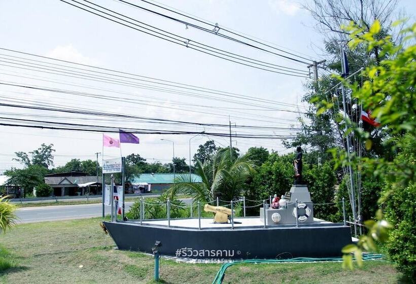 בית מלון כפרי Baan Charnchol Resort Mahasarakham