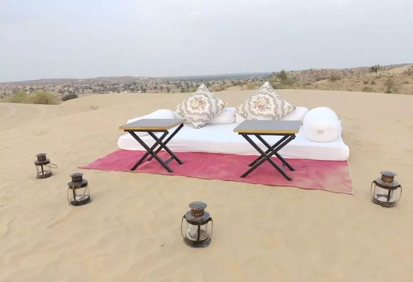 ホテル Dhora Desert Resort & Spa By Eight Continents