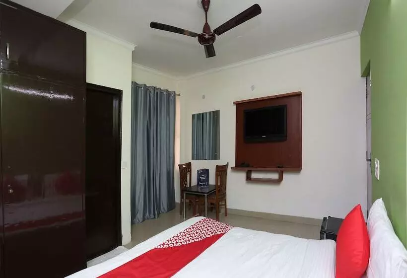 Hotel Kehar Palace By Oyo Rooms