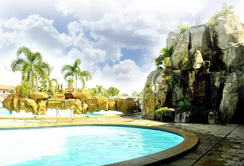 Klir Waterpark Resort And Hotels