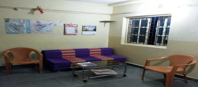 בית מלון כפרי Room Maangta 315   Porvorim Goa