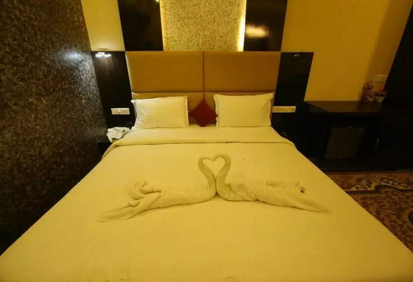 Hotelli Sriram Jb Residency