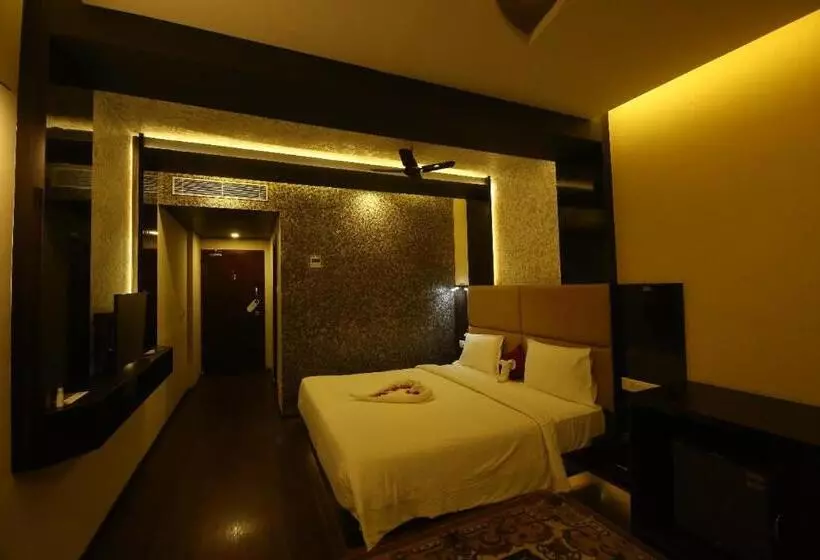 Hotelli Sriram Jb Residency