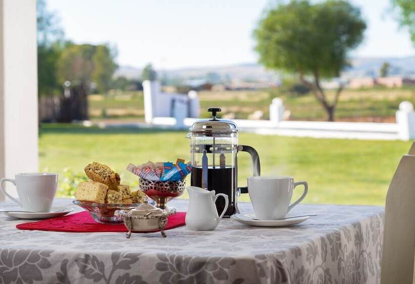 פנסיון Bethulie Guest Farm