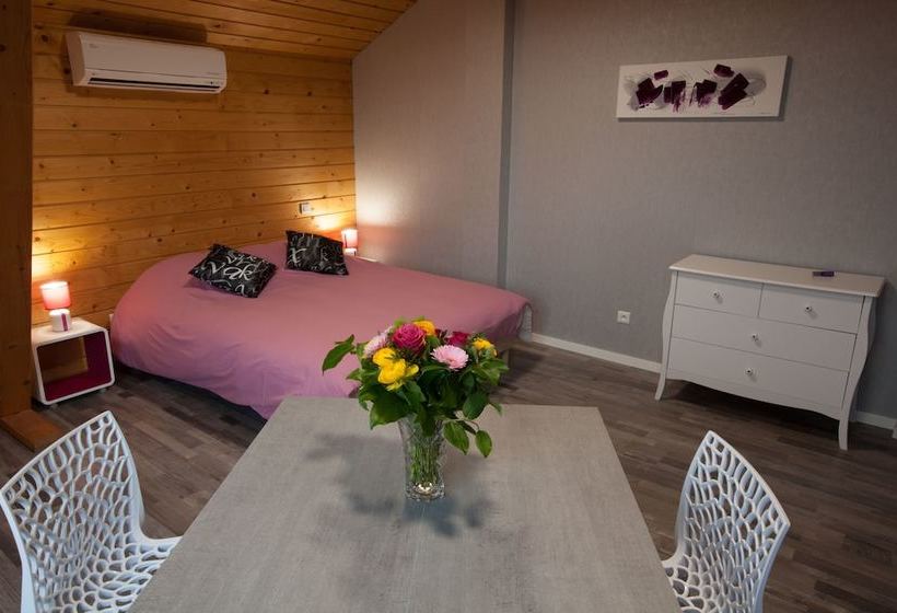 Пансион Chambres D'hôtes Les Houes