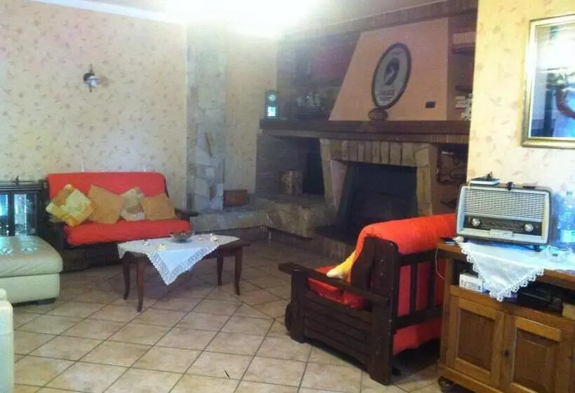 Majatalo Villa Cerasiello