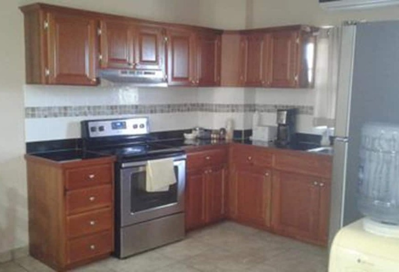 Relaxed Life Airport Plaza