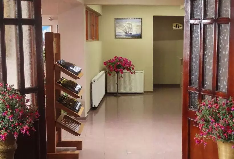 Yakamoz Otel