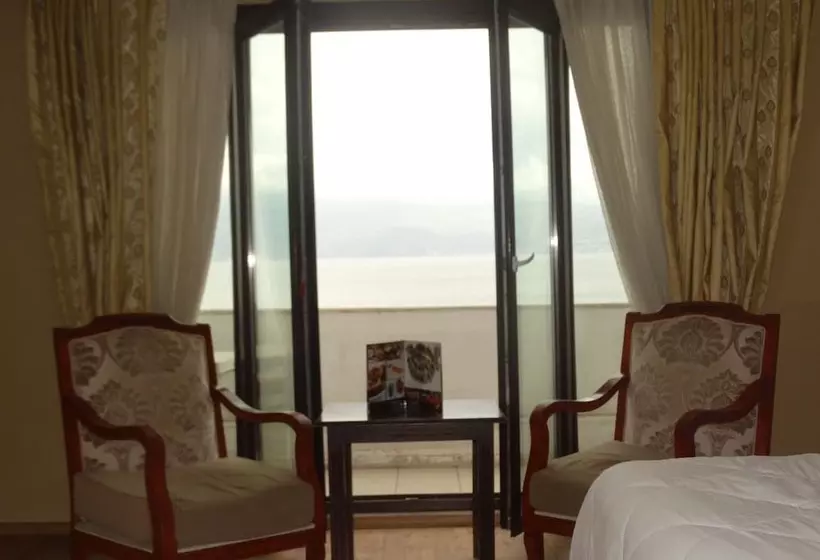 Yakamoz Otel