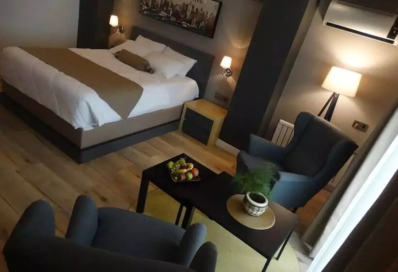 Yakamoz Otel