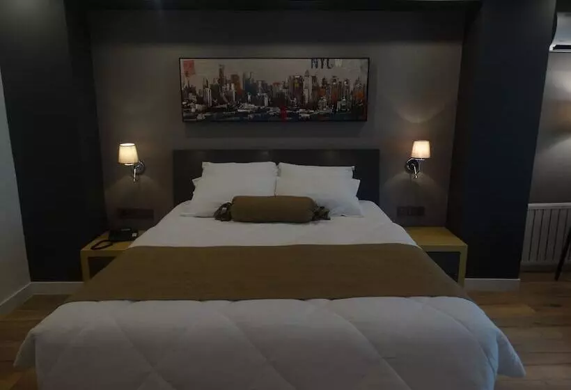 Yakamoz Otel