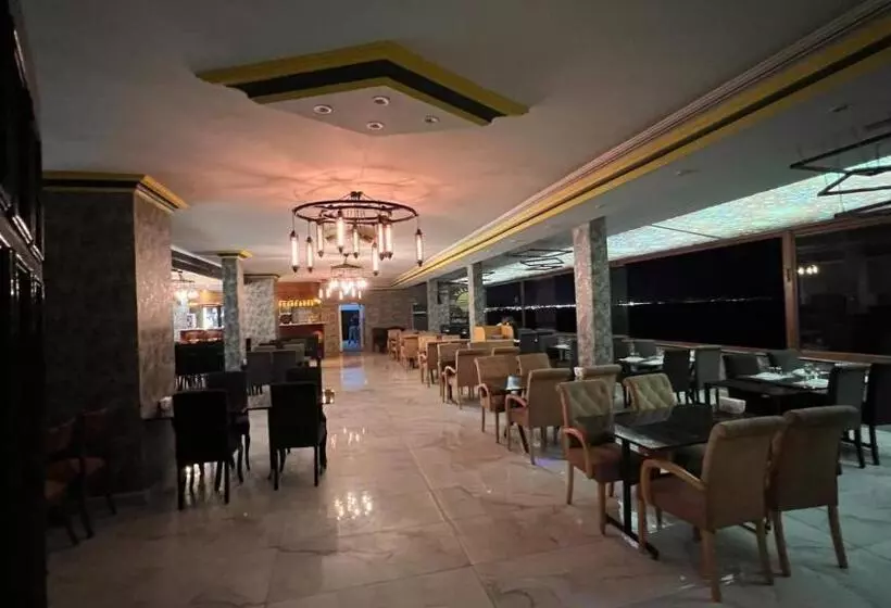 Yakamoz Otel