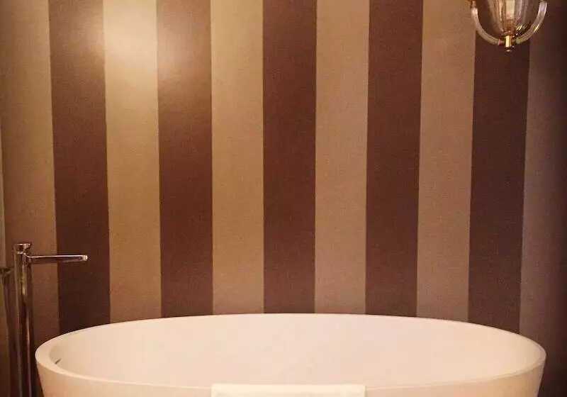 ベッドアンドブレックファースト Casavostra  Ambience Suites