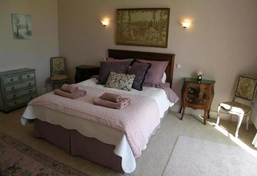 ベッドアンドブレックファースト Château Du Bourbet