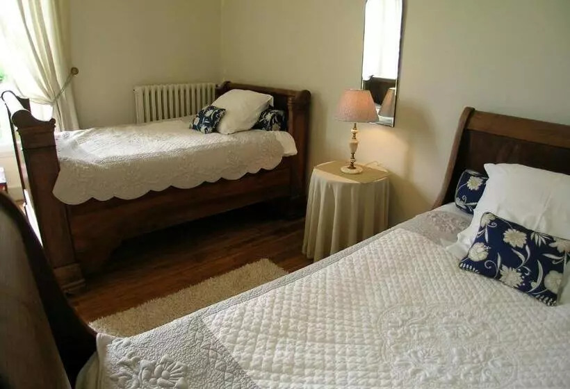 ベッドアンドブレックファースト Château Du Bourbet