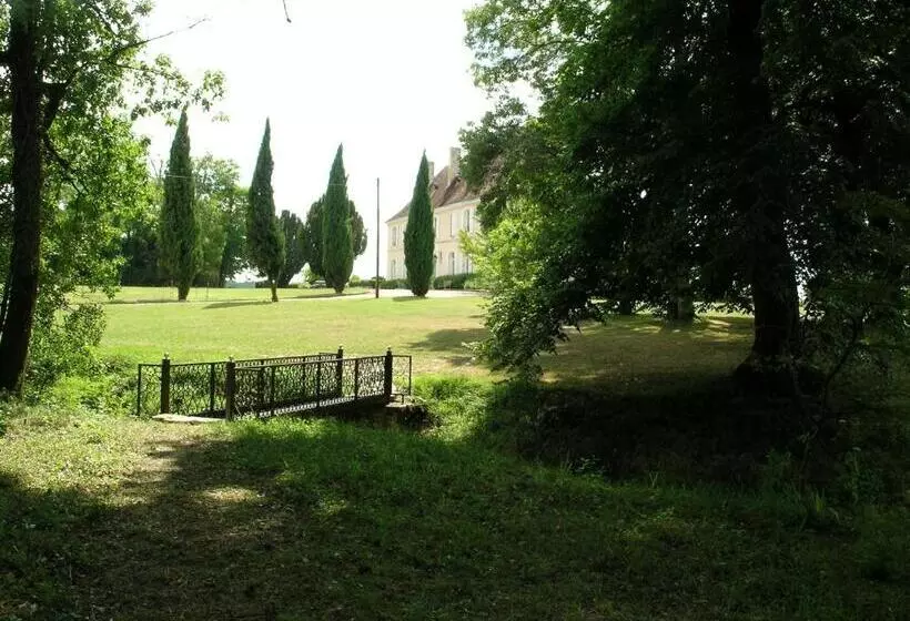 ベッドアンドブレックファースト Château Du Bourbet