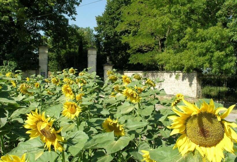 住宿加早餐  Château Du Bourbet