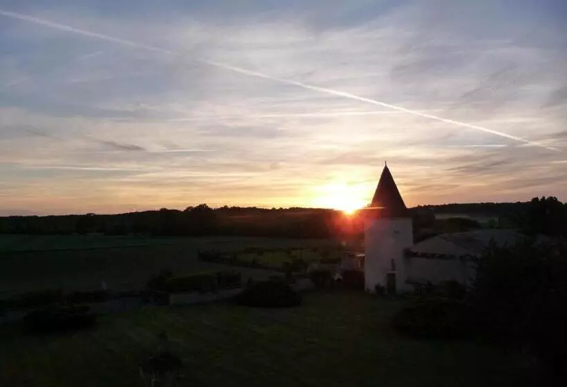 ベッドアンドブレックファースト Château Du Bourbet