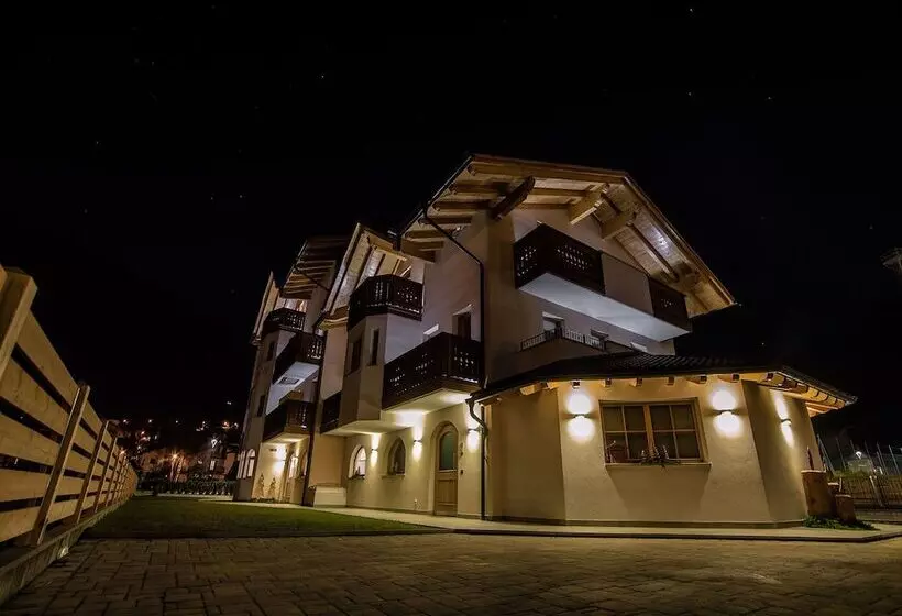 Hostelli Garnì Paradisi   Wellness & Spa