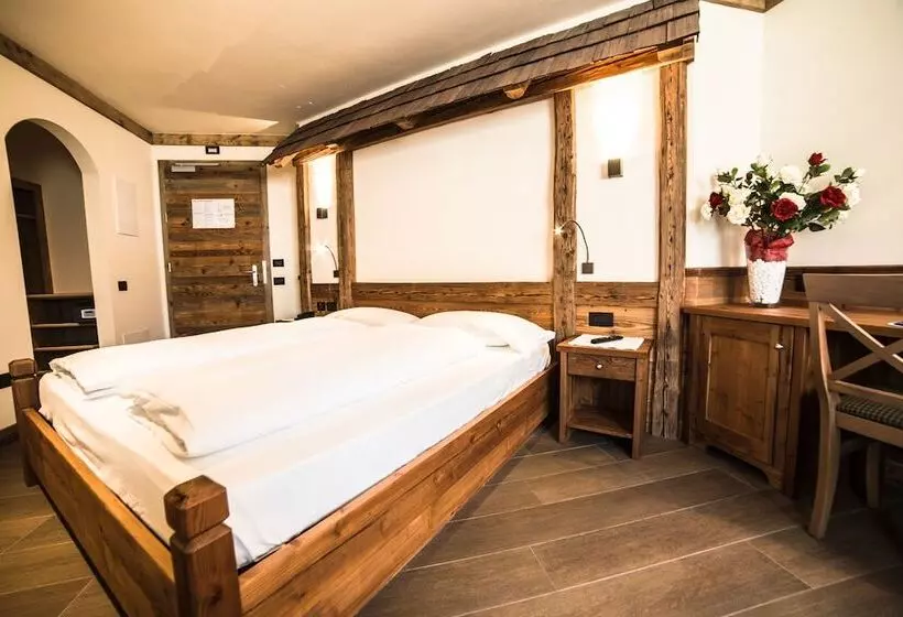 Hostelli Garnì Paradisi   Wellness & Spa