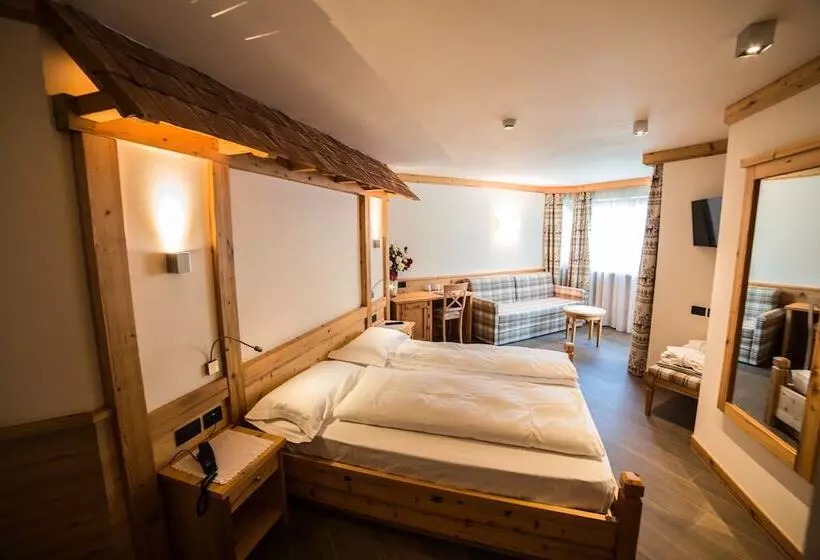 Hostelli Garnì Paradisi   Wellness & Spa