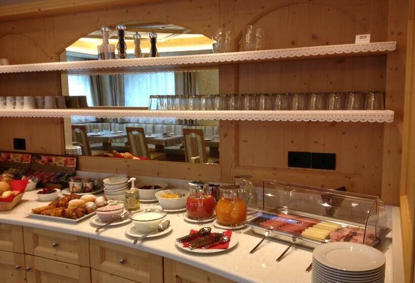 Хостел Garnì Paradisi   Wellness & Spa