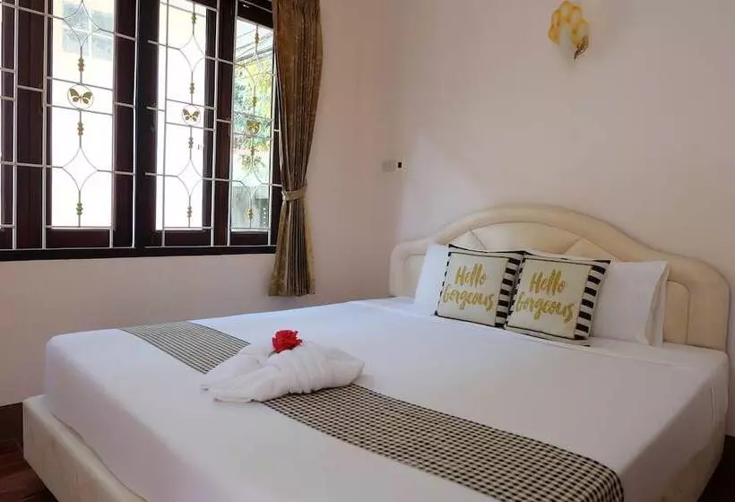 Hotelli Asean Resort