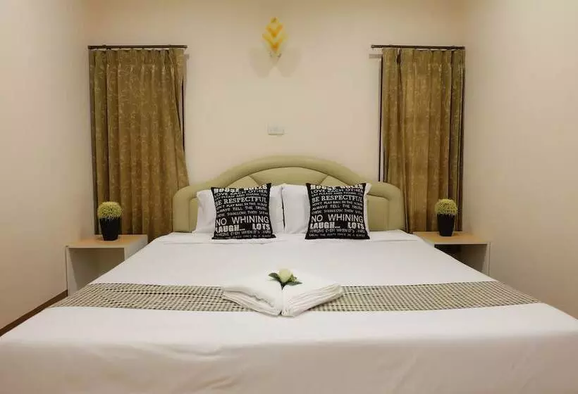 Hotelli Asean Resort