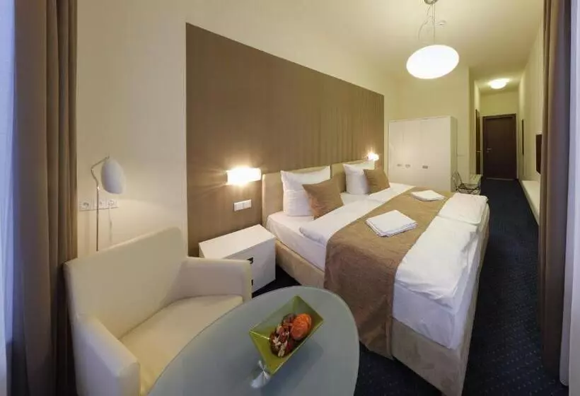 Hotelli Esmarin Wellness