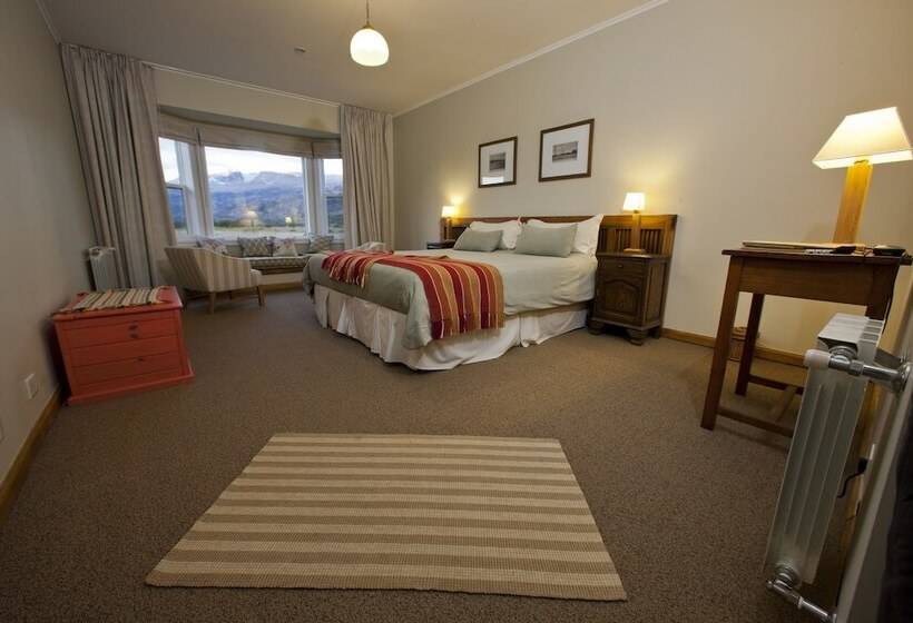 ホテル Estancia Cristina