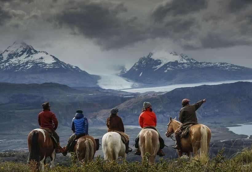ホテル Estancia Cristina