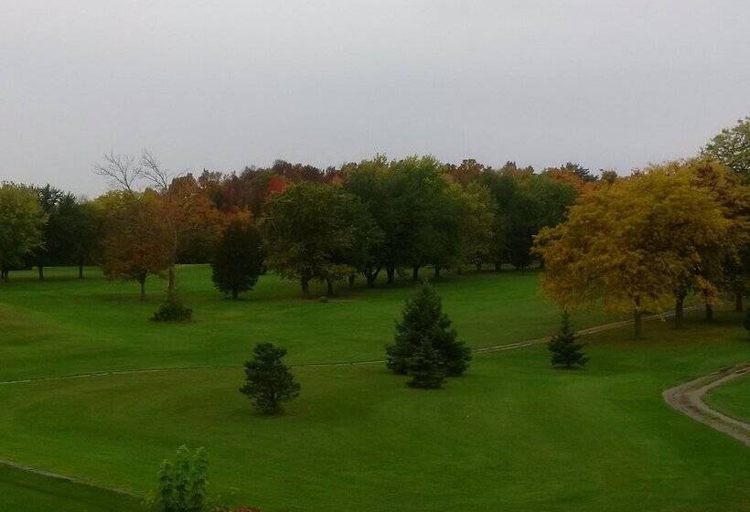 فندق Forest Golf Club And Inn