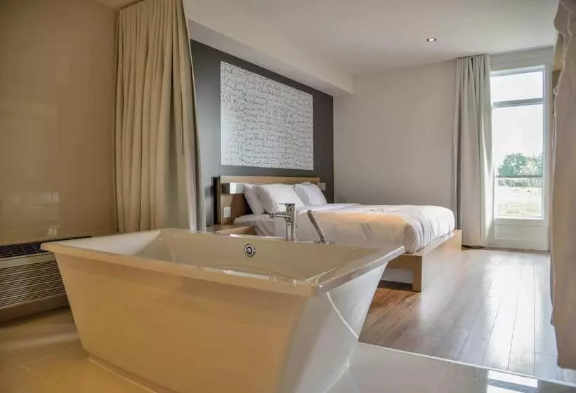 Hotelli La Cache Du Golf